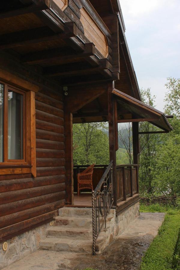 Чорногірський Вітер Villa Verkhovyna Ngoại thất bức ảnh